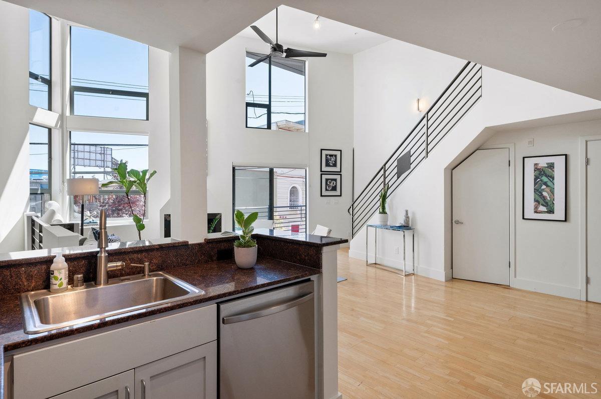 Detail Gallery Image 11 of 38 For 260 Clara St #1,  San Francisco,  CA 94107 - 2 Beds | 2/1 Baths