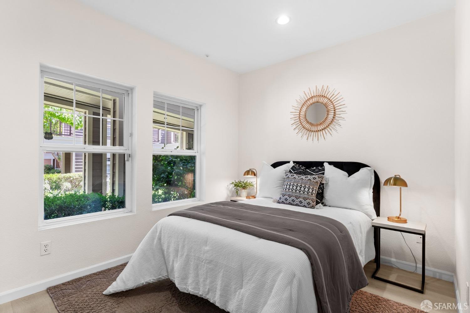 Detail Gallery Image 17 of 31 For 313 Crescent Ct, Brisbane,  CA 94005 - 2 Beds | 2 Baths