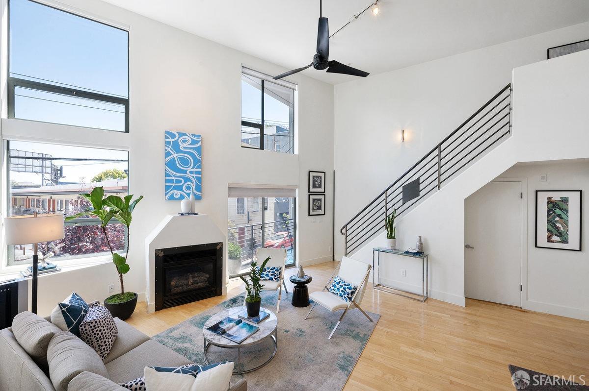 Detail Gallery Image 1 of 38 For 260 Clara St #1,  San Francisco,  CA 94107 - 2 Beds | 2/1 Baths