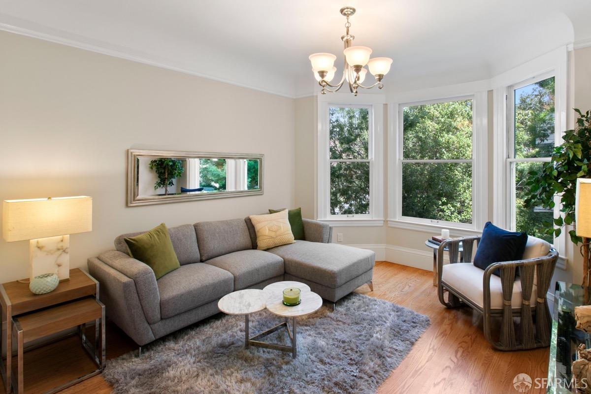 Detail Gallery Image 5 of 18 For 221 Noe St #8,  San Francisco,  CA 94114 - 1 Beds | 1 Baths