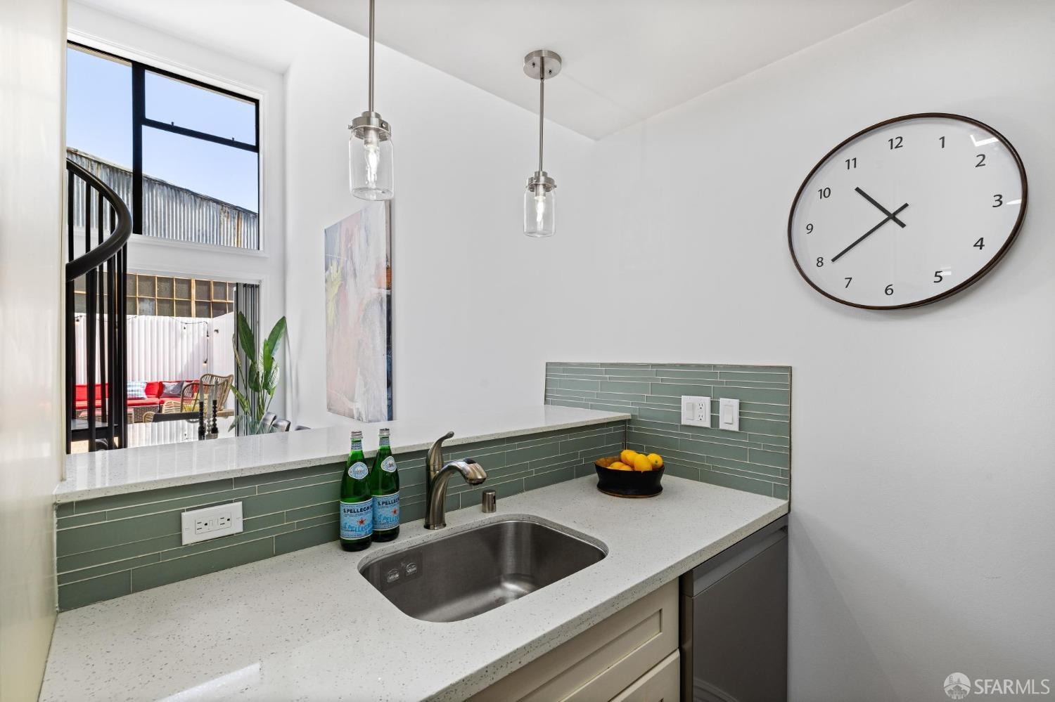 Detail Gallery Image 10 of 27 For 469 Clementina St #4,  San Francisco,  CA 94103 - 1 Beds | 1 Baths