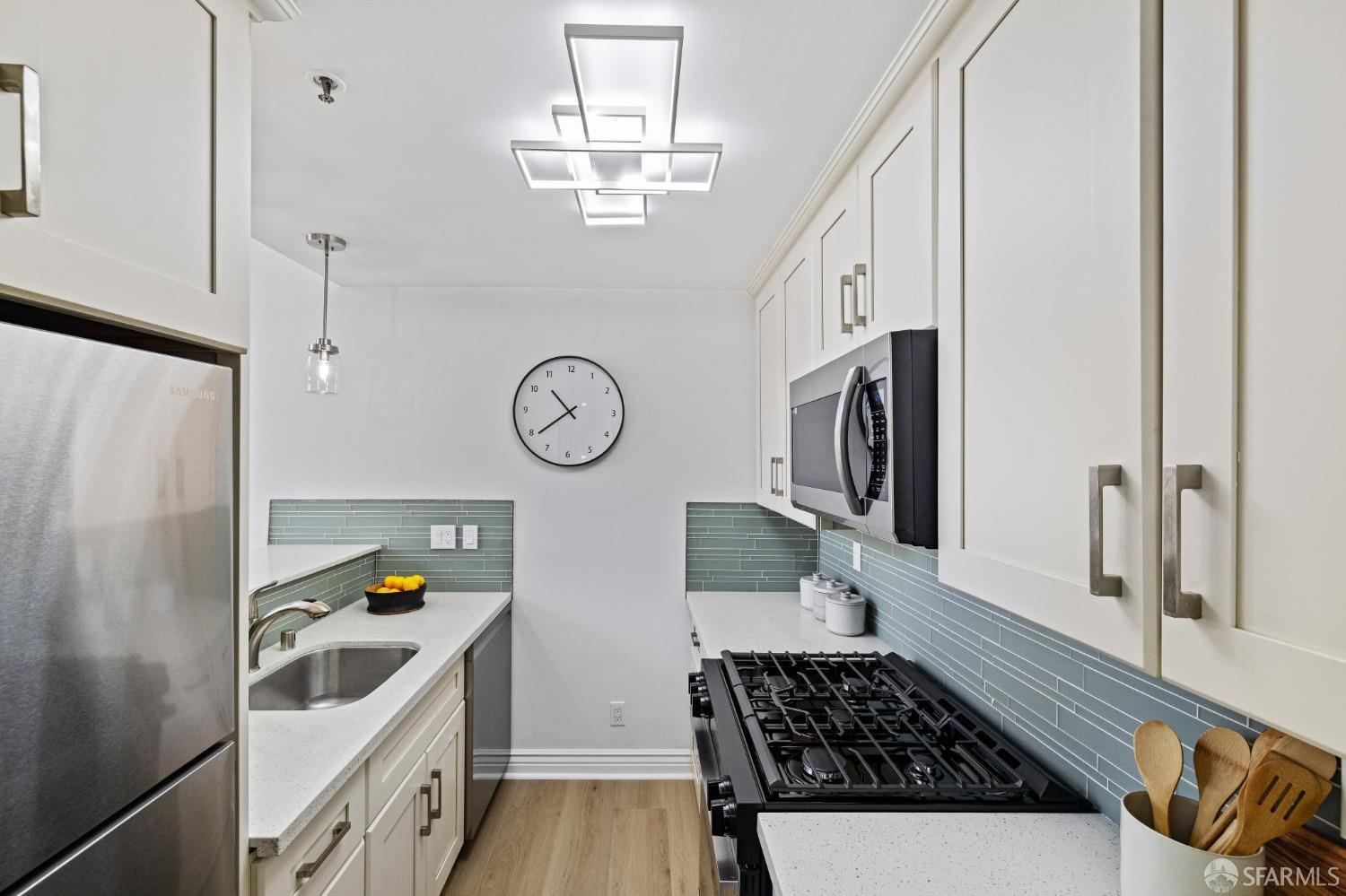 Detail Gallery Image 9 of 27 For 469 Clementina St #4,  San Francisco,  CA 94103 - 1 Beds | 1 Baths