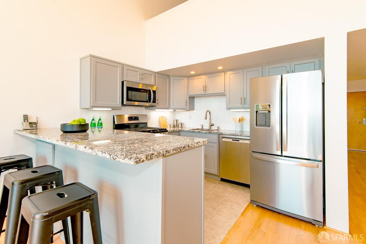 Detail Gallery Image 7 of 39 For 1488 Harrison St #303,  San Francisco,  CA 94103 - 2 Beds | 2 Baths