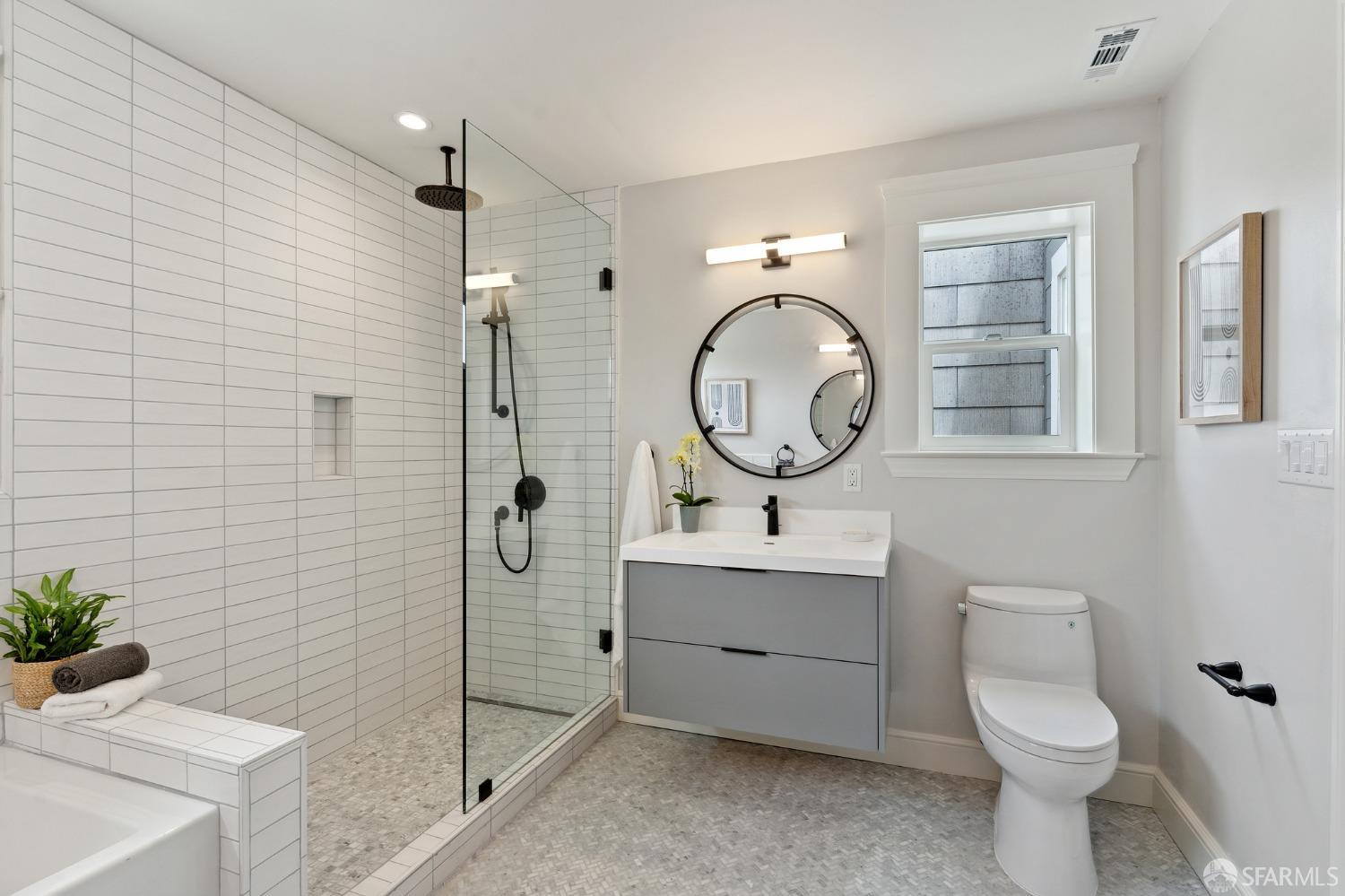 Detail Gallery Image 36 of 52 For 679 14th Ave, San Francisco,  CA 94118 - 3 Beds | 2 Baths