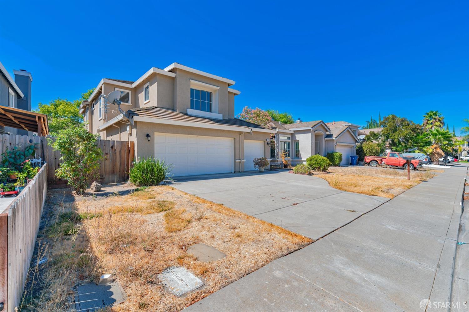 Detail Gallery Image 2 of 52 For 2428 Yorkshire Dr, Antioch,  CA 94531 - 4 Beds | 3 Baths