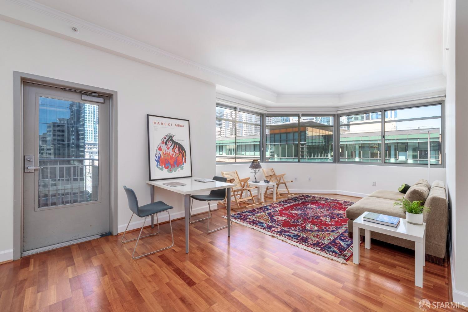 Detail Gallery Image 1 of 1 For 246 2nd St #703,  San Francisco,  CA 94105 - 2 Beds | 2 Baths