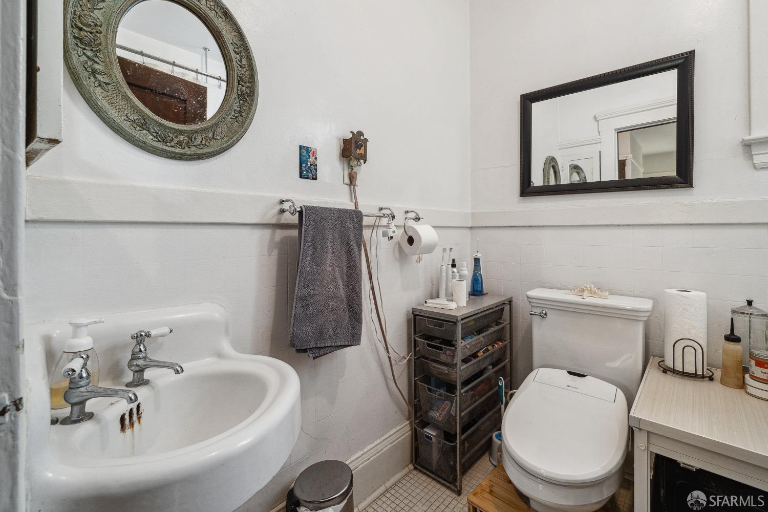 Detail Gallery Image 37 of 52 For 115 Bronte St, San Francisco,  CA 94110 - – Beds | – Baths