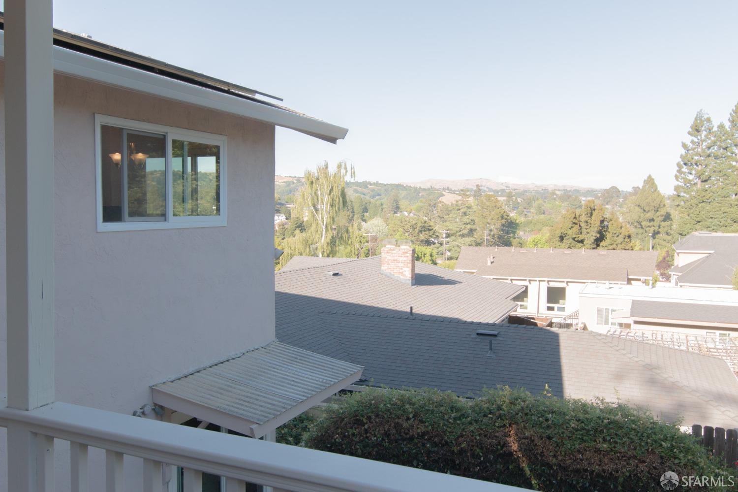 Detail Gallery Image 61 of 95 For 17447 Parker Rd, Castro Valley,  CA 94546 - 4 Beds | 3/1 Baths