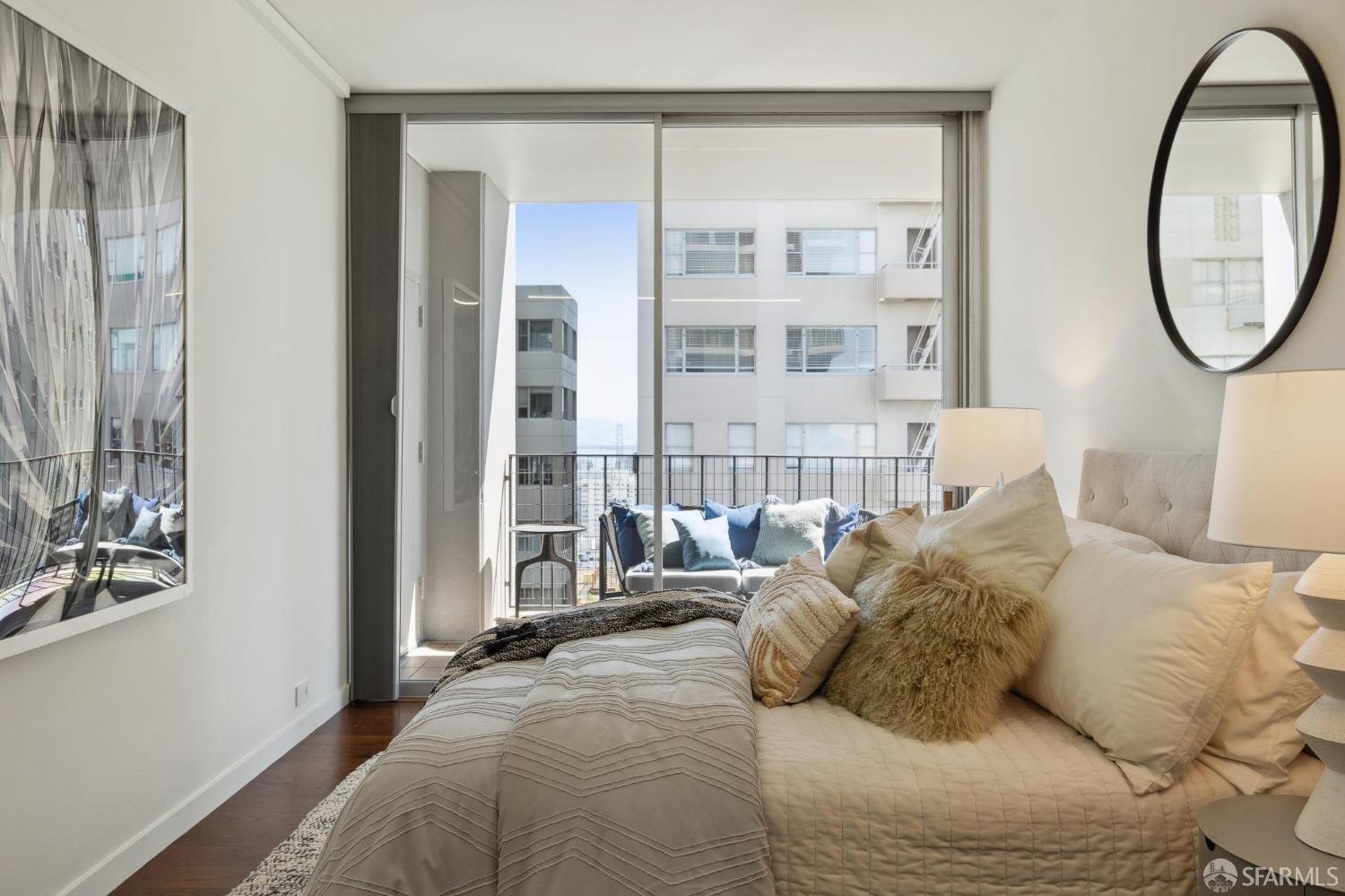 Detail Gallery Image 24 of 40 For 1333 Jones St #501,  San Francisco,  CA 94109 - 2 Beds | 2 Baths