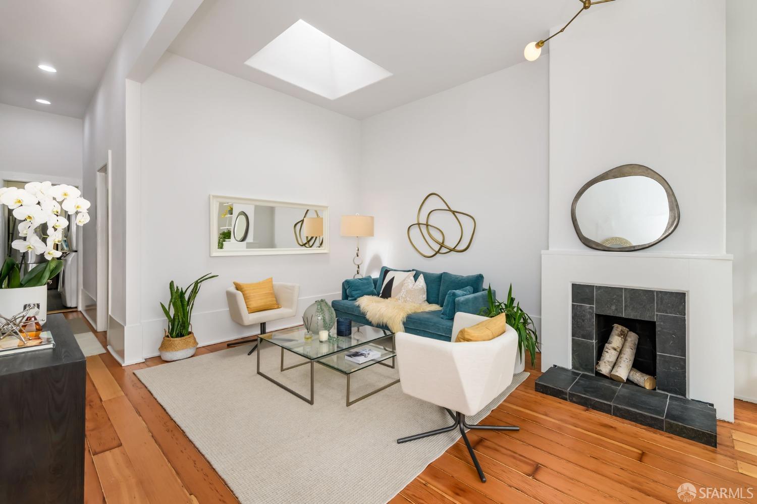 Photo #5: 424063912 Listing 