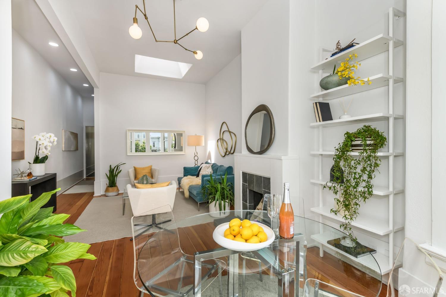 Photo #6: 424063912 Listing 