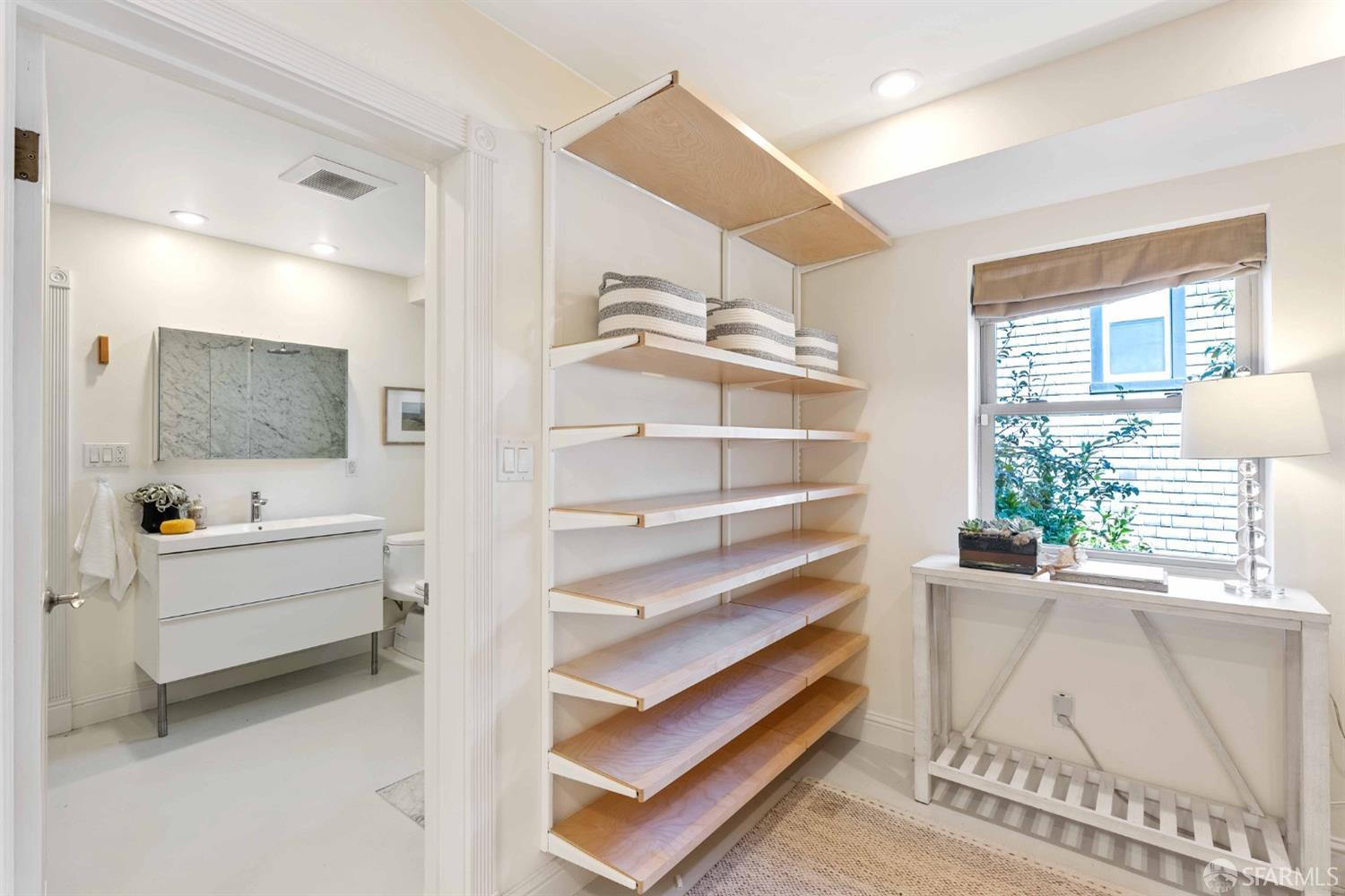 Detail Gallery Image 21 of 48 For 734 Bay St #B,  San Francisco,  CA 94109 - 2 Beds | 2 Baths