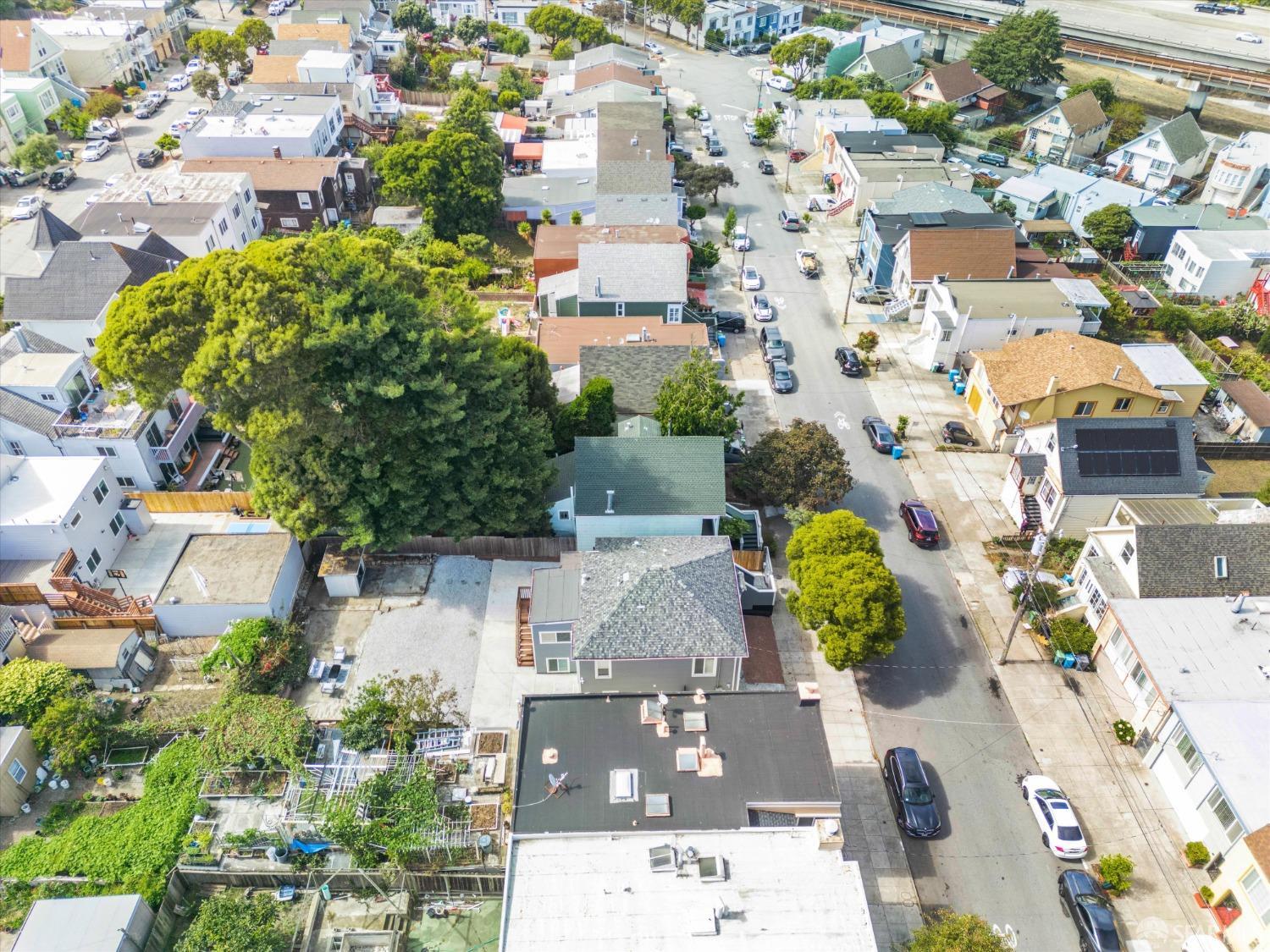 Detail Gallery Image 50 of 54 For 129 Goethe St, San Francisco,  CA 94112 - 4 Beds | 4 Baths