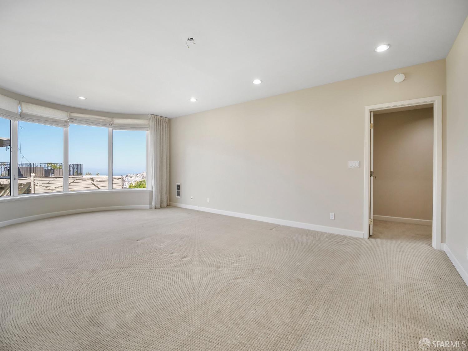 Detail Gallery Image 23 of 43 For 1150 Sacramento St #204,  San Francisco,  CA 94108 - 2 Beds | 2/1 Baths