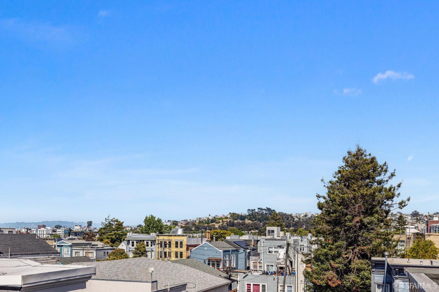 Detail Gallery Image 34 of 49 For 678 Capp St, San Francisco,  CA 94110 - 3 Beds | 3/1 Baths