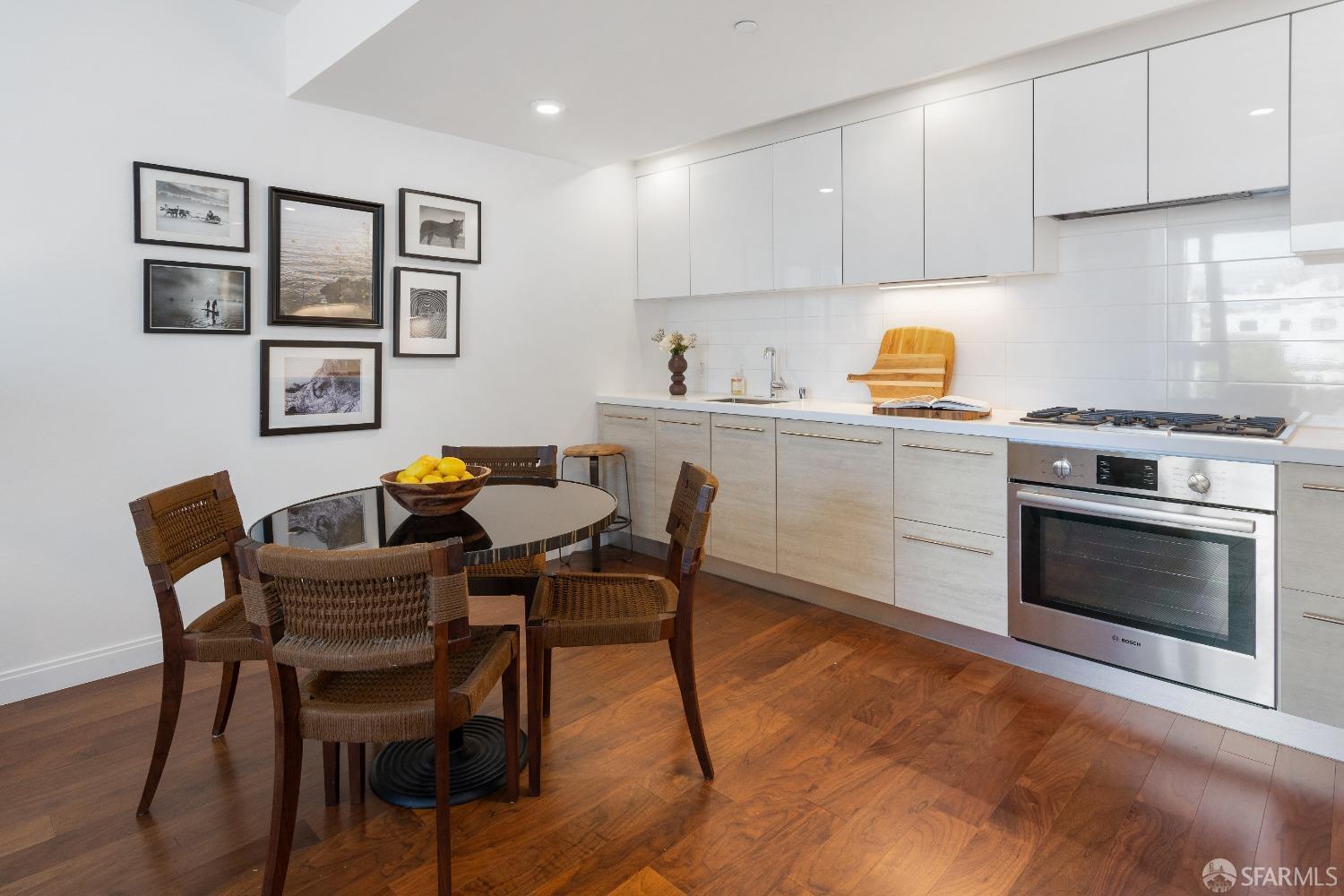 Detail Gallery Image 8 of 26 For 555 Fulton St #435,  San Francisco,  CA 94102 - 1 Beds | 1 Baths