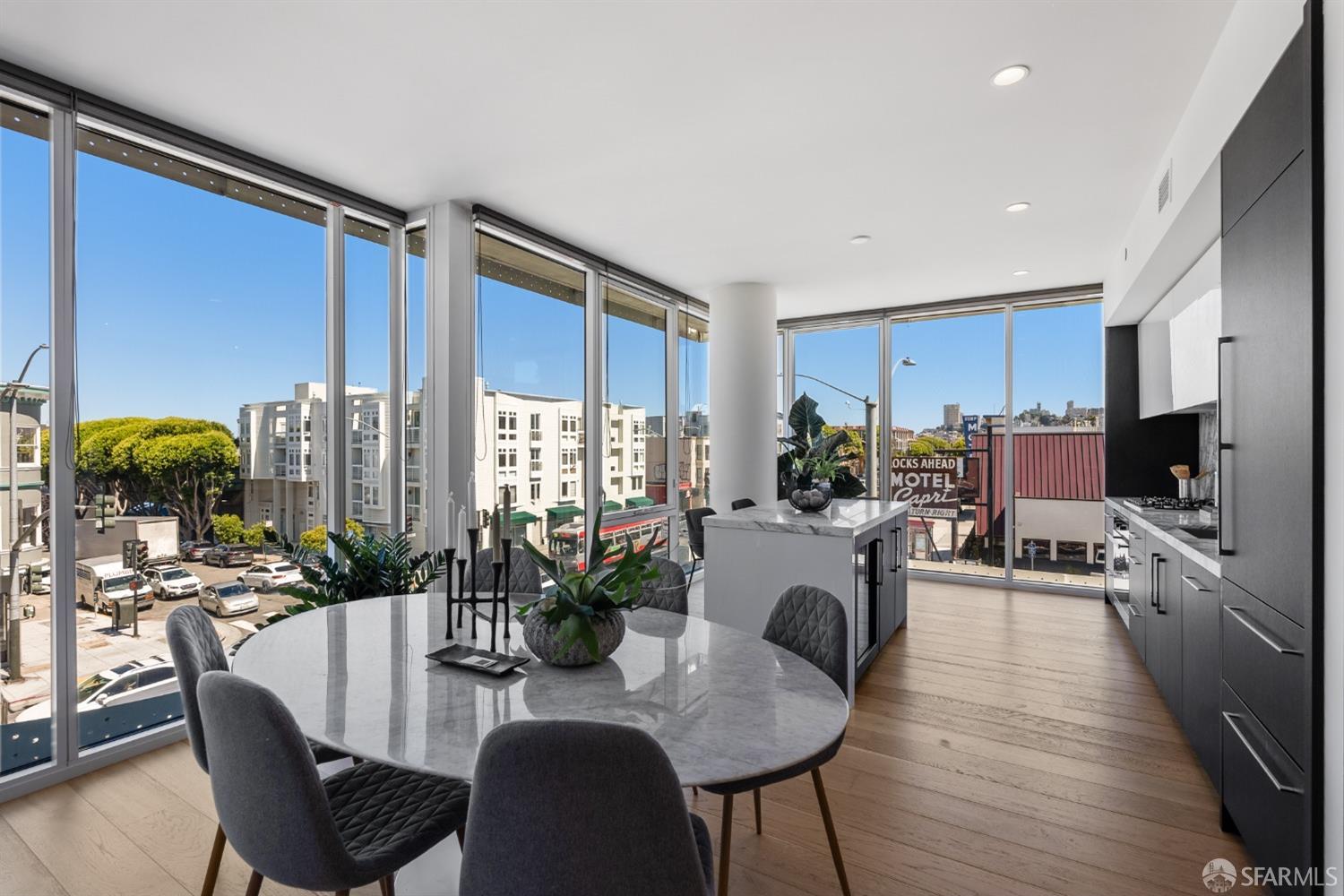 Detail Gallery Image 5 of 64 For 3131 Pierce St #303,  San Francisco,  CA 94123 - 2 Beds | 2 Baths