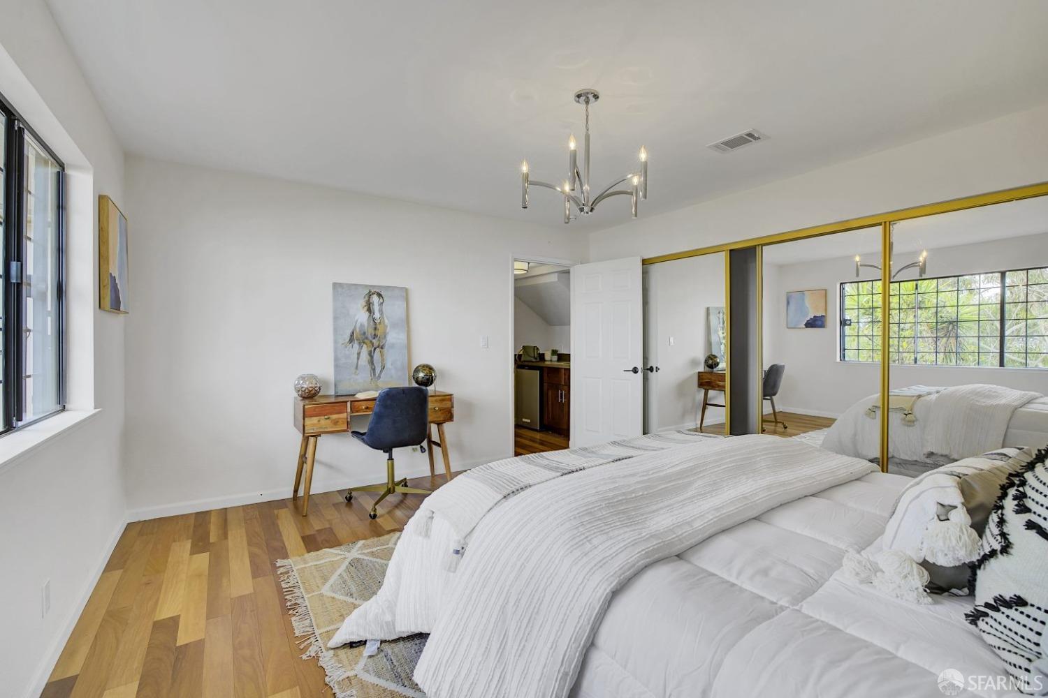 Detail Gallery Image 39 of 60 For 6 Hillview Ct, San Francisco,  CA 94124 - 3 Beds | 2 Baths