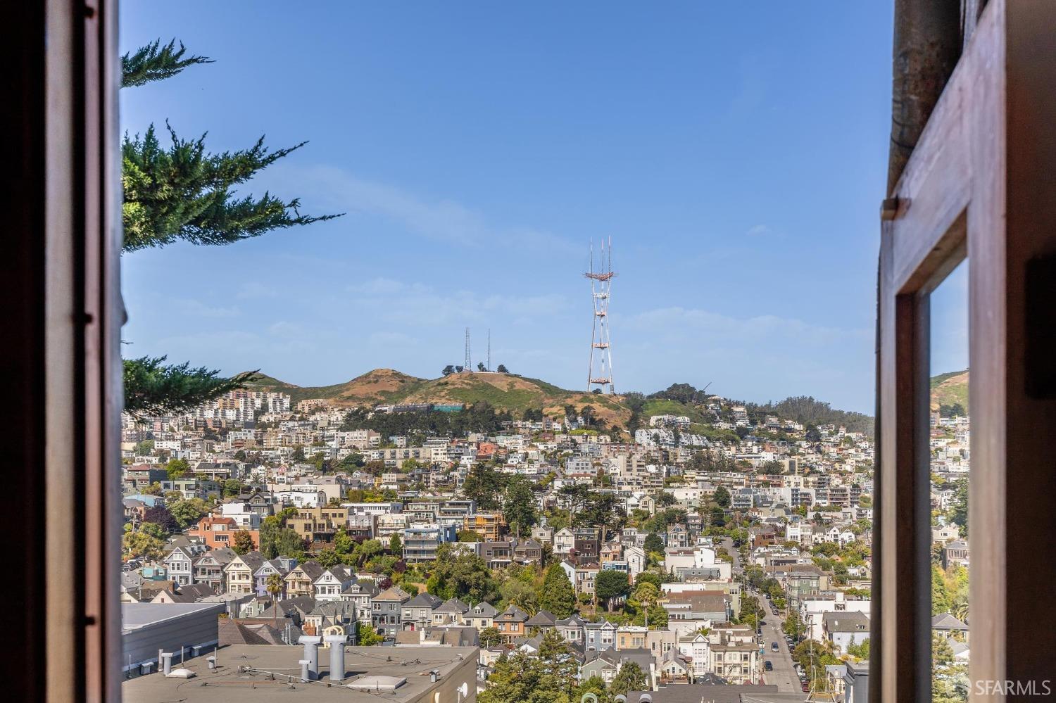 Detail Gallery Image 21 of 27 For 4071 20th St, San Francisco,  CA 94114 - 4 Beds | 2/1 Baths