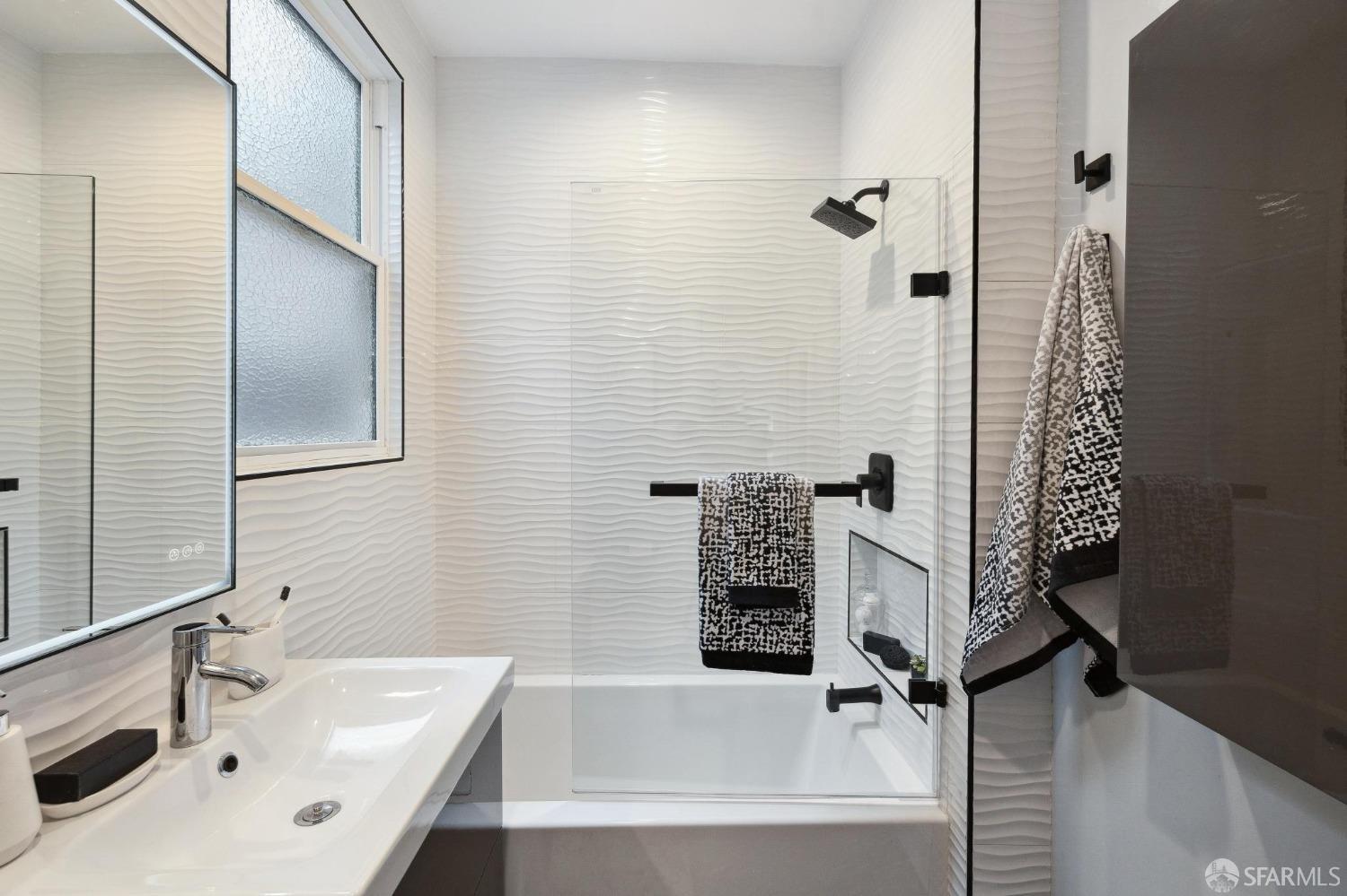 Detail Gallery Image 23 of 34 For 1335 Filbert St #303,  San Francisco,  CA 94109 - 1 Beds | 1 Baths