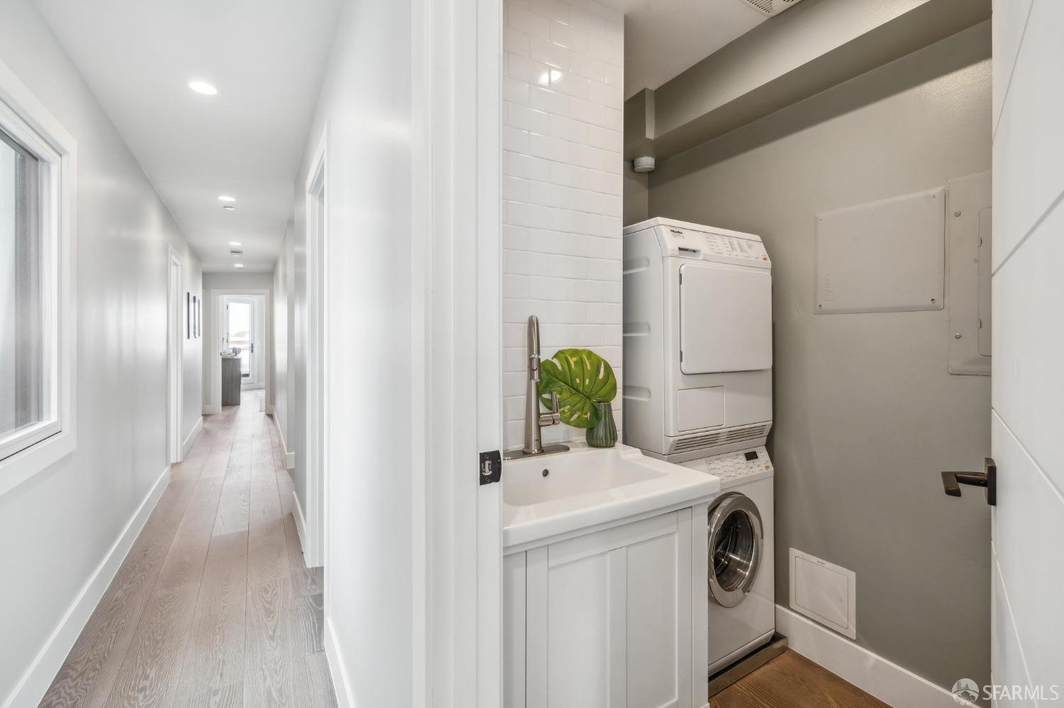 Detail Gallery Image 31 of 48 For 340 25th Ave #B,  San Francisco,  CA 94121 - 3 Beds | 2/1 Baths