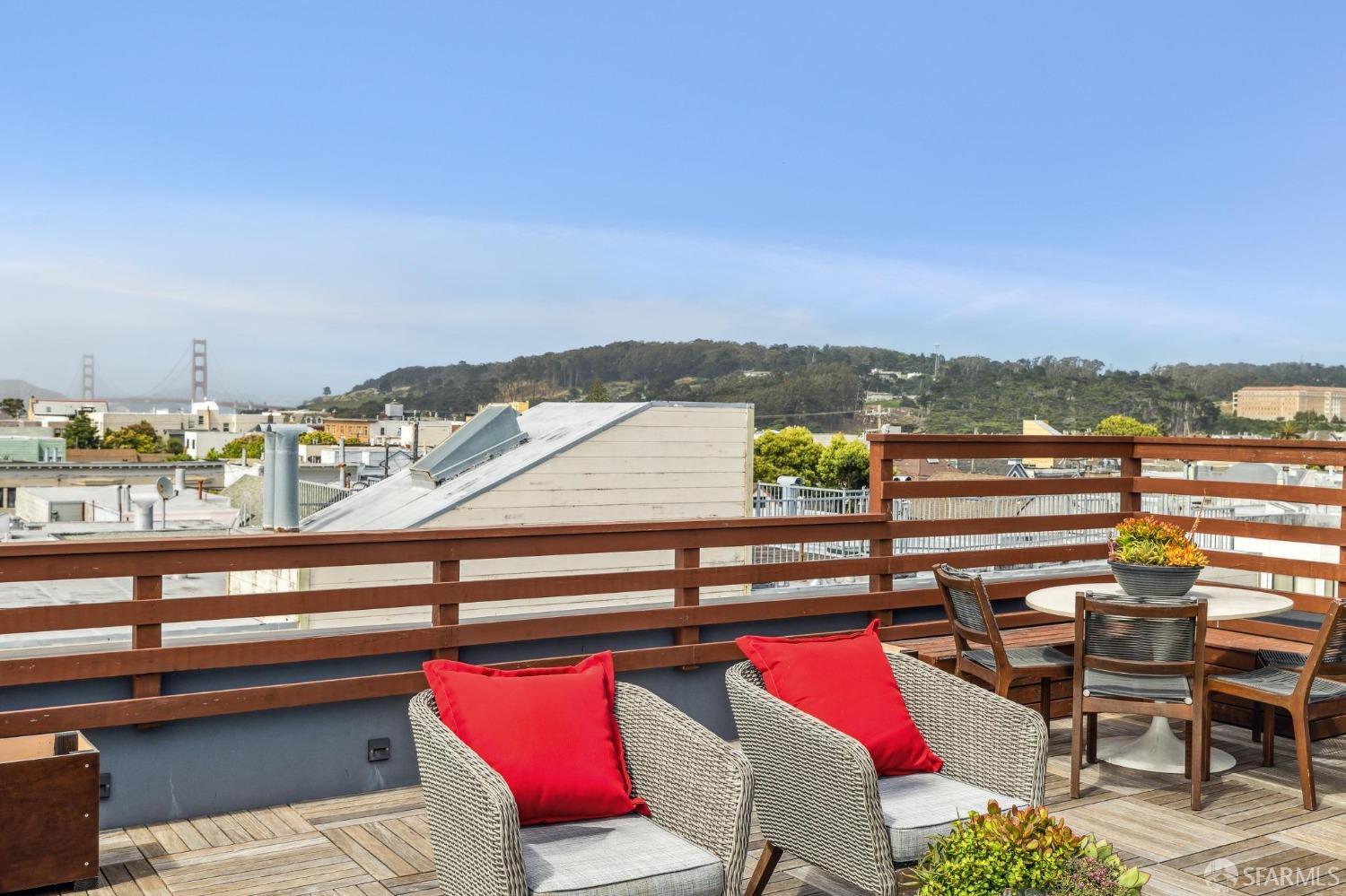 Detail Gallery Image 44 of 48 For 340 25th Ave #B,  San Francisco,  CA 94121 - 3 Beds | 2/1 Baths