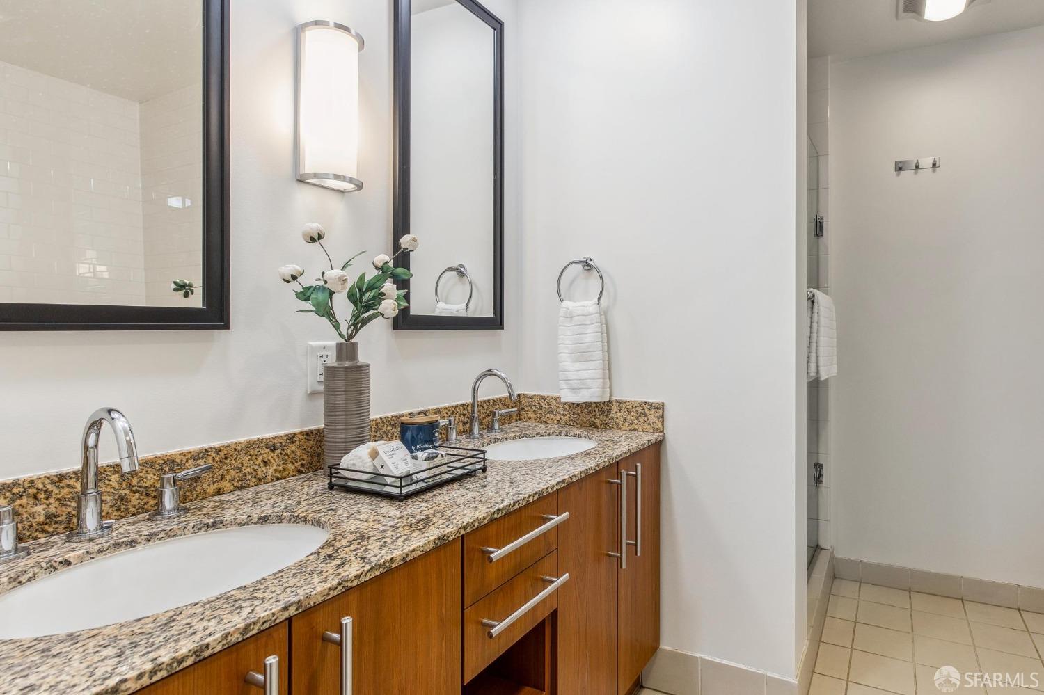 Detail Gallery Image 8 of 32 For 50 Lansing St #105,  San Francisco,  CA 94105 - 2 Beds | 2 Baths