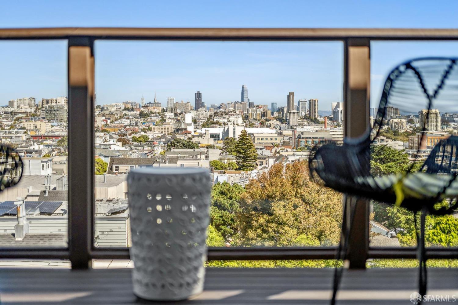 Detail Gallery Image 10 of 37 For 720 Presidio Ave #302,  San Francisco,  CA 94115 - 2 Beds | 2 Baths