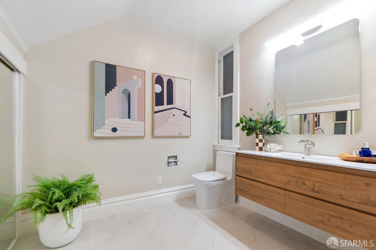 Detail Gallery Image 13 of 43 For 2286 Filbert St, San Francisco,  CA 94123 - 2 Beds | 1/1 Baths