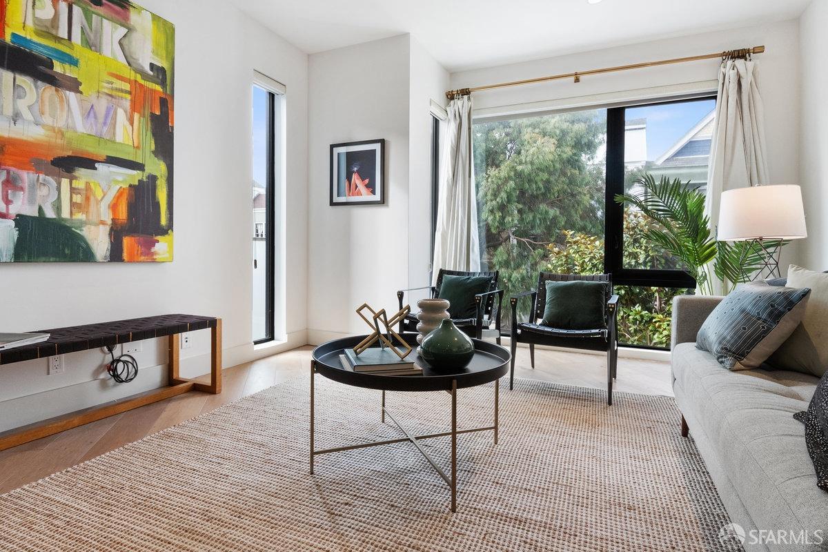 Detail Gallery Image 3 of 43 For 2200 Market St #205,  San Francisco,  CA 94114 - 2 Beds | 2 Baths