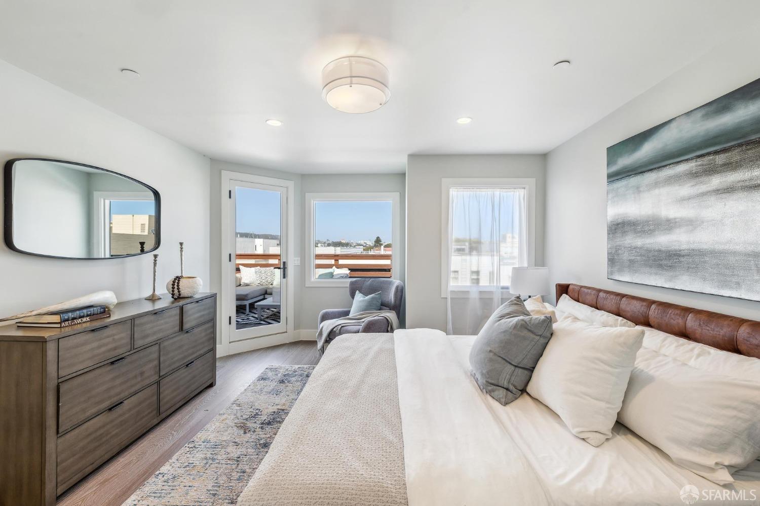 Detail Gallery Image 22 of 48 For 340 25th Ave #B,  San Francisco,  CA 94121 - 3 Beds | 2/1 Baths