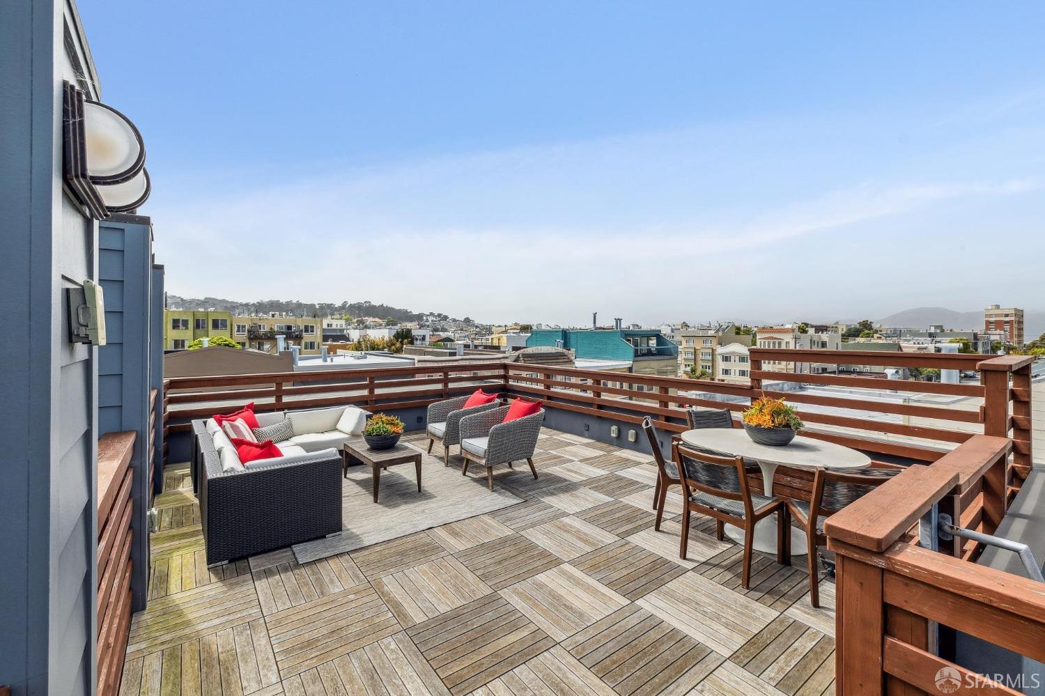 Detail Gallery Image 40 of 48 For 340 25th Ave #B,  San Francisco,  CA 94121 - 3 Beds | 2/1 Baths