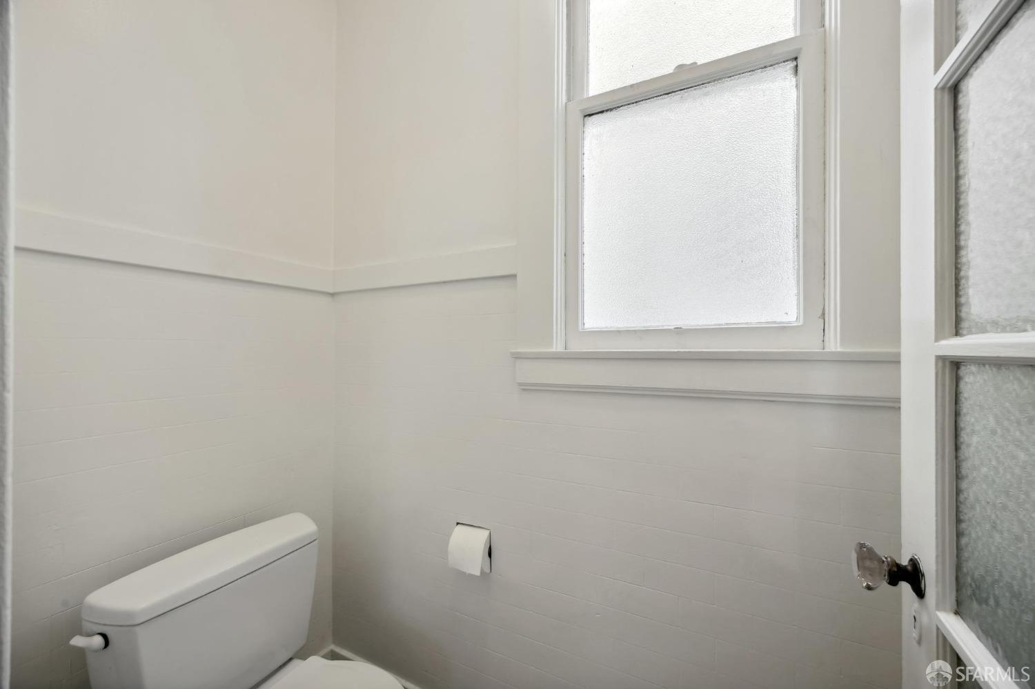 Detail Gallery Image 64 of 65 For 16 Ashbury St, San Francisco,  CA 94117 - – Beds | – Baths