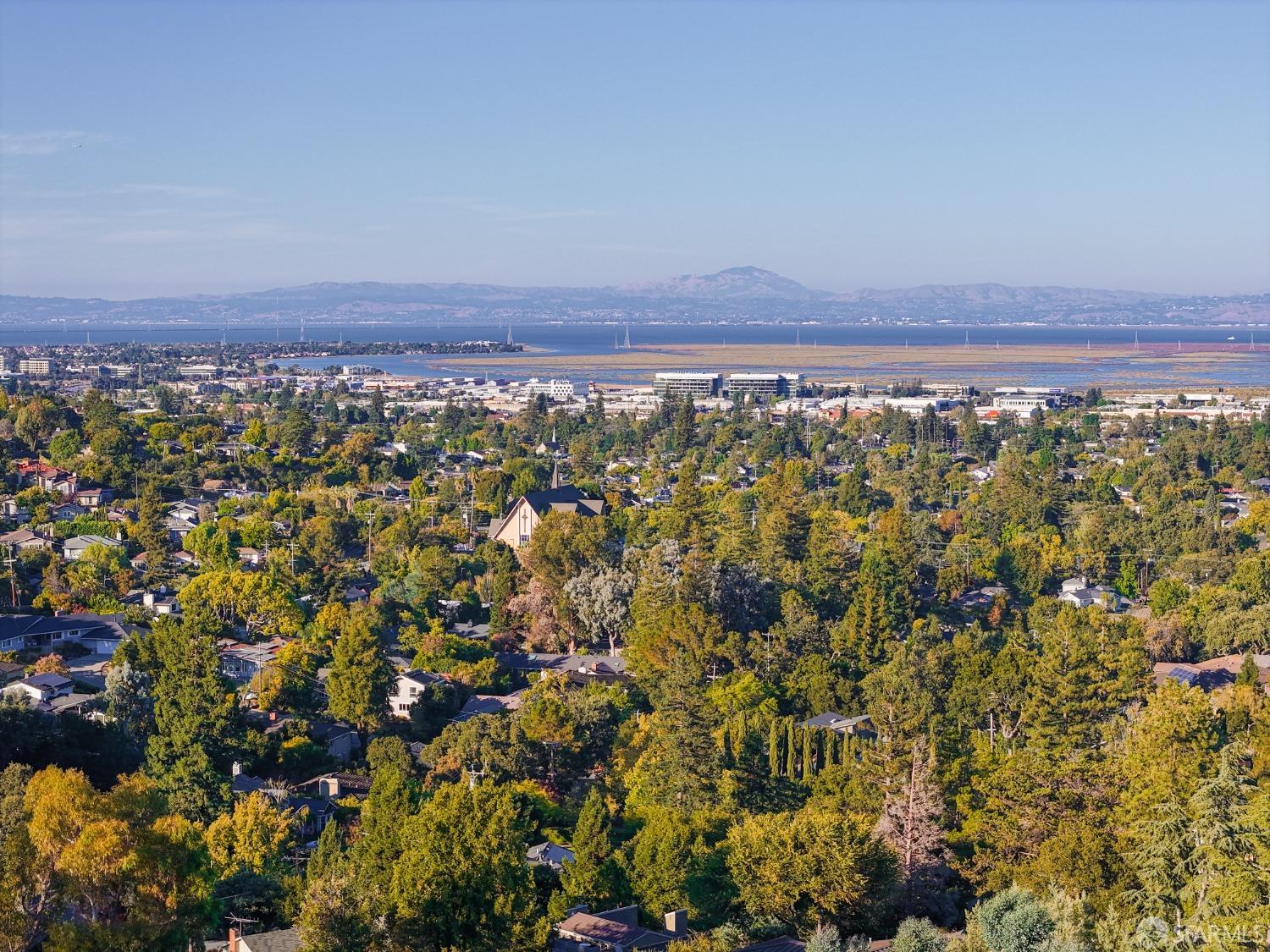 Detail Gallery Image 40 of 45 For 10 Granite Ct, San Carlos,  CA 94070 - 3 Beds | 2 Baths