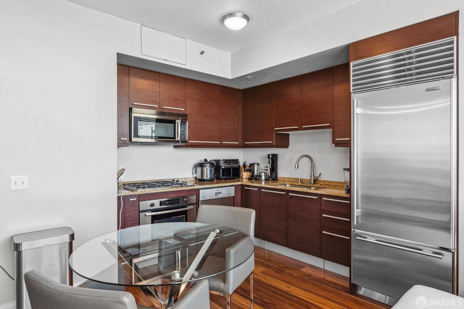 Detail Gallery Image 10 of 48 For 425 1st St #2704,  San Francisco,  CA 94105 - 1 Beds | 1 Baths