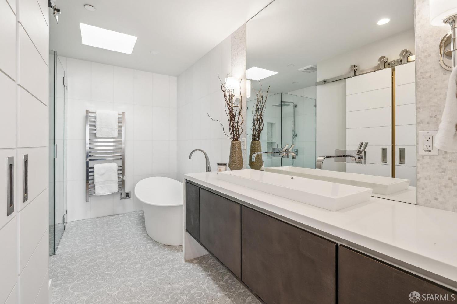 Detail Gallery Image 24 of 48 For 340 25th Ave #B,  San Francisco,  CA 94121 - 3 Beds | 2/1 Baths