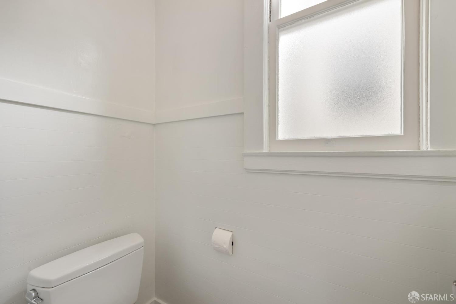 Detail Gallery Image 34 of 65 For 16 Ashbury St, San Francisco,  CA 94117 - – Beds | – Baths