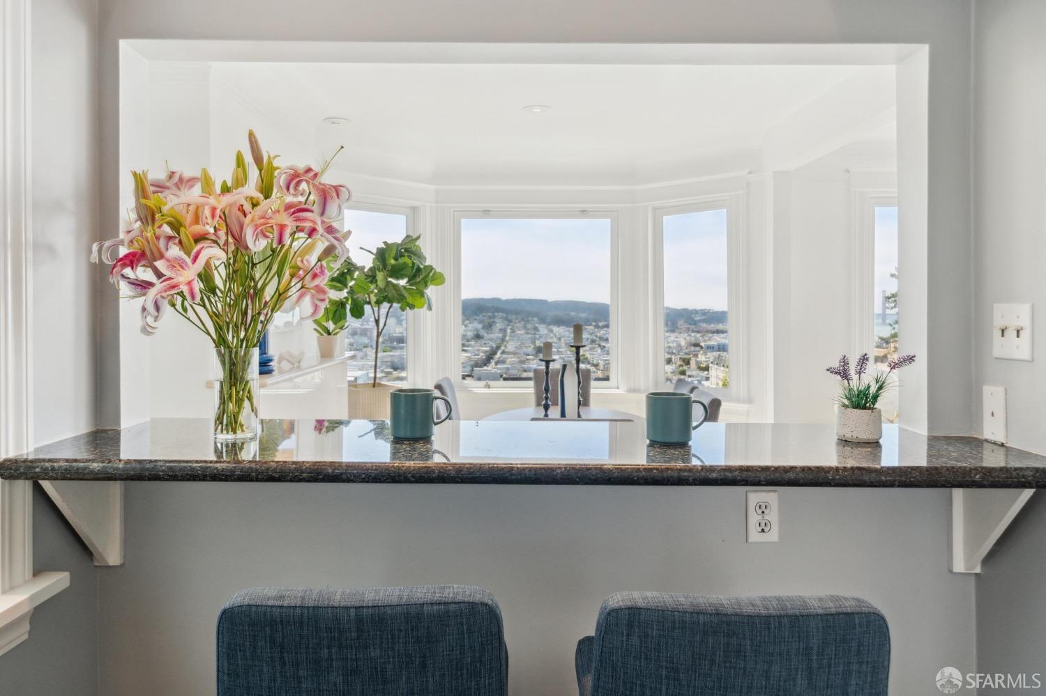 Detail Gallery Image 13 of 29 For 2421 Larkin St, San Francisco,  CA 94109 - 2 Beds | 2 Baths