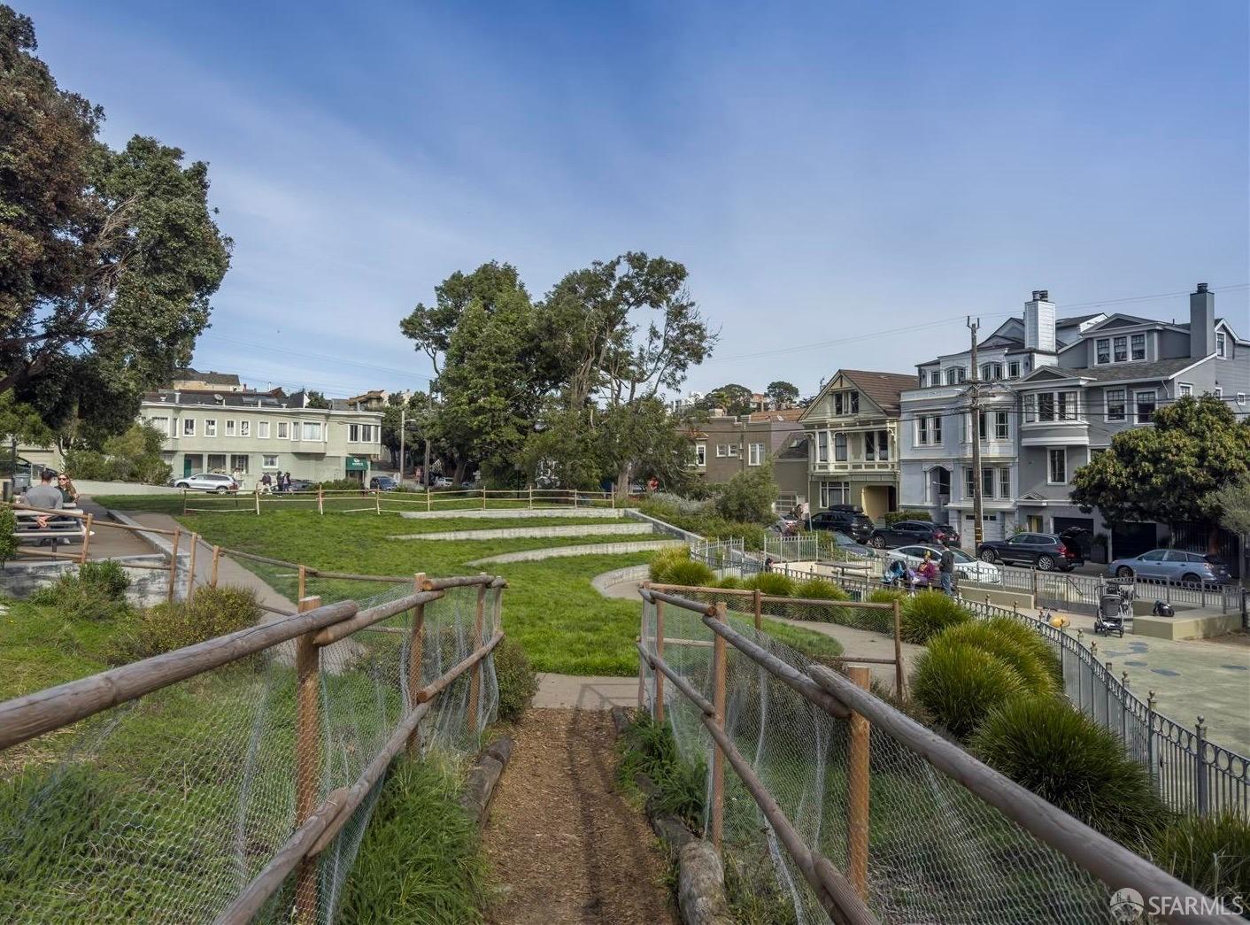 Detail Gallery Image 60 of 60 For 4465 24th St, San Francisco,  CA 94114 - 4 Beds | 3 Baths