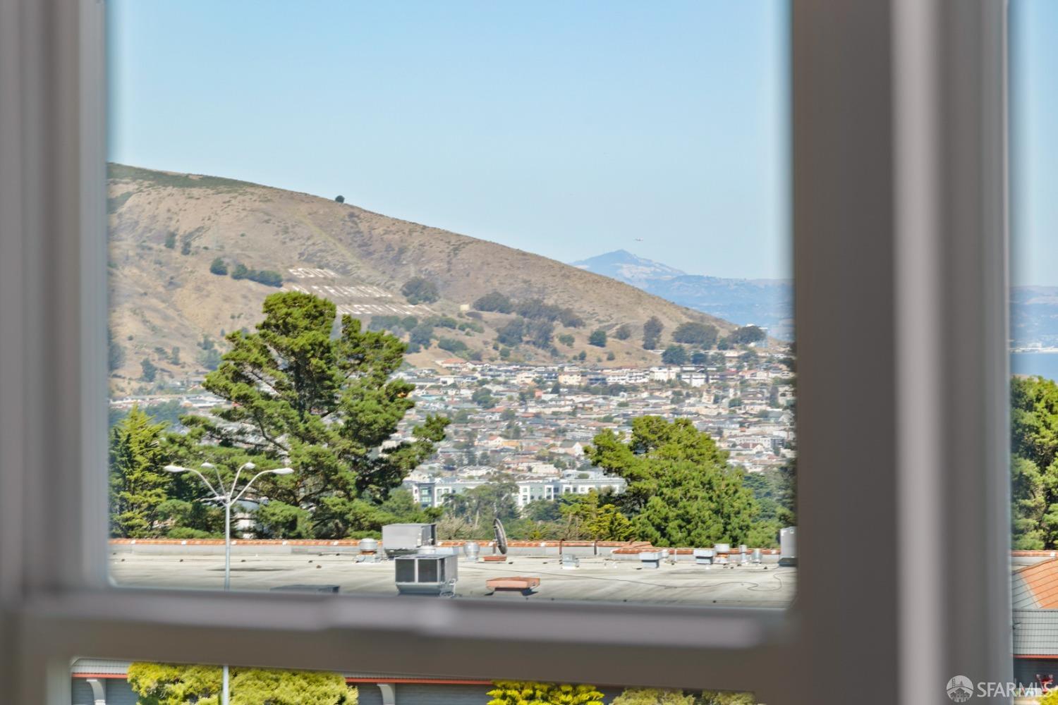 Detail Gallery Image 24 of 43 For 2250 Gellert Blvd #2304,  South San Francisco,  CA 94080 - 3 Beds | 2 Baths