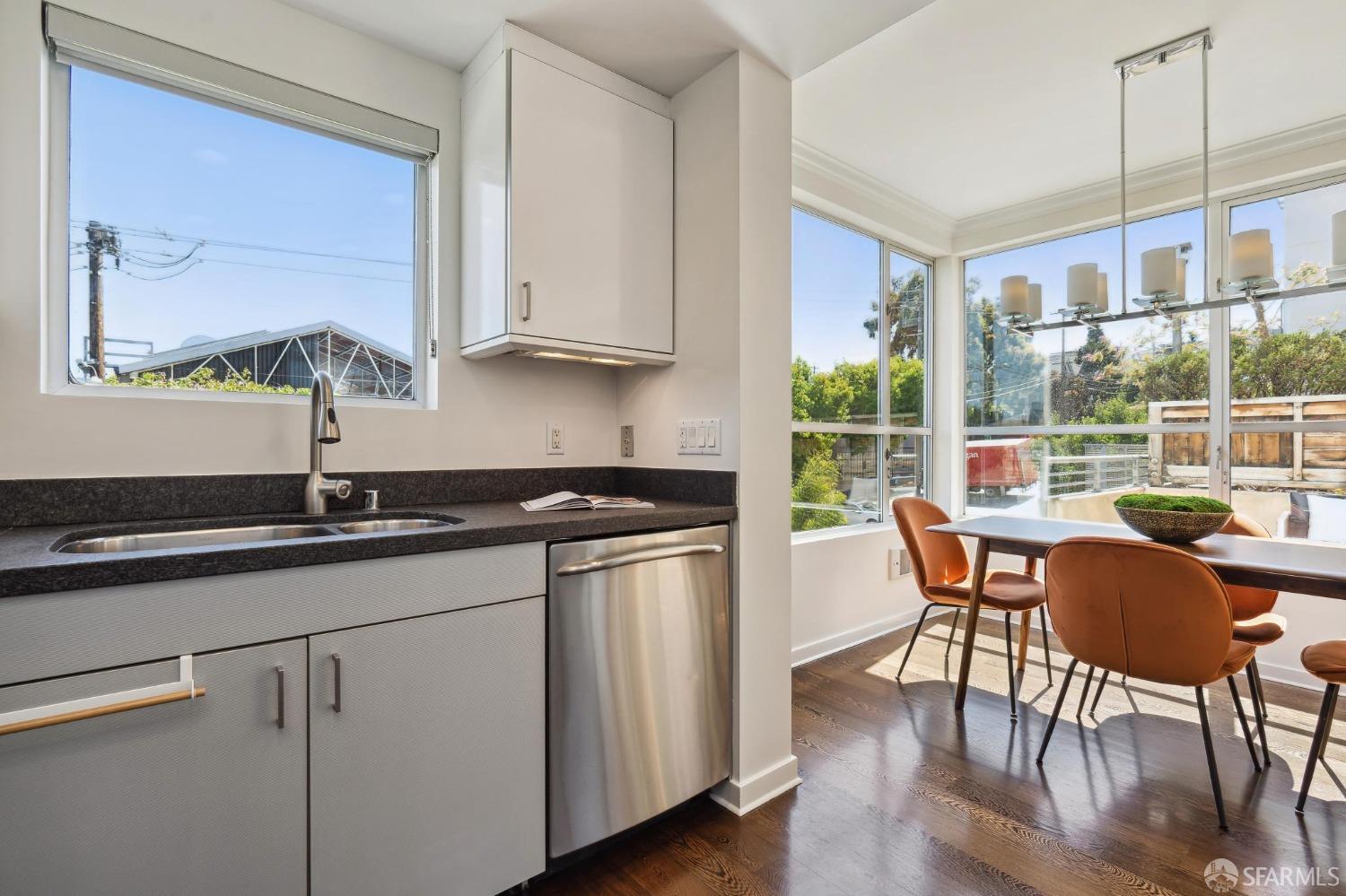 Detail Gallery Image 9 of 29 For 451 Kansas St #392,  San Francisco,  CA 94107 - 2 Beds | 2 Baths