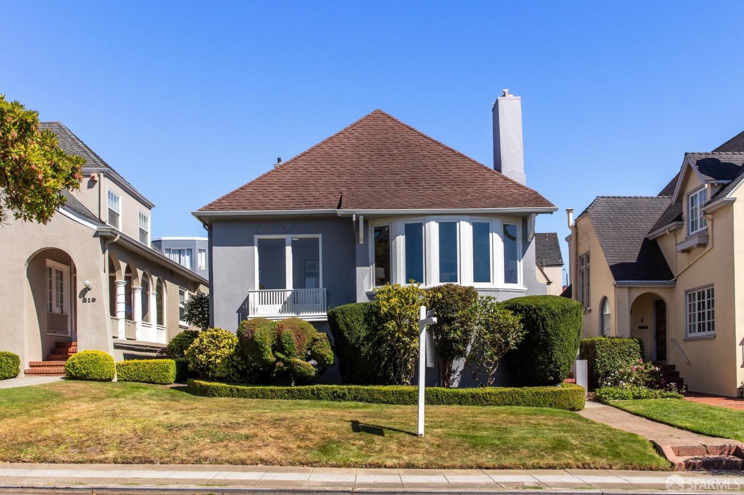 Detail Gallery Image 38 of 39 For 225 San Fernando Way, San Francisco,  CA 94127 - 3 Beds | 2 Baths