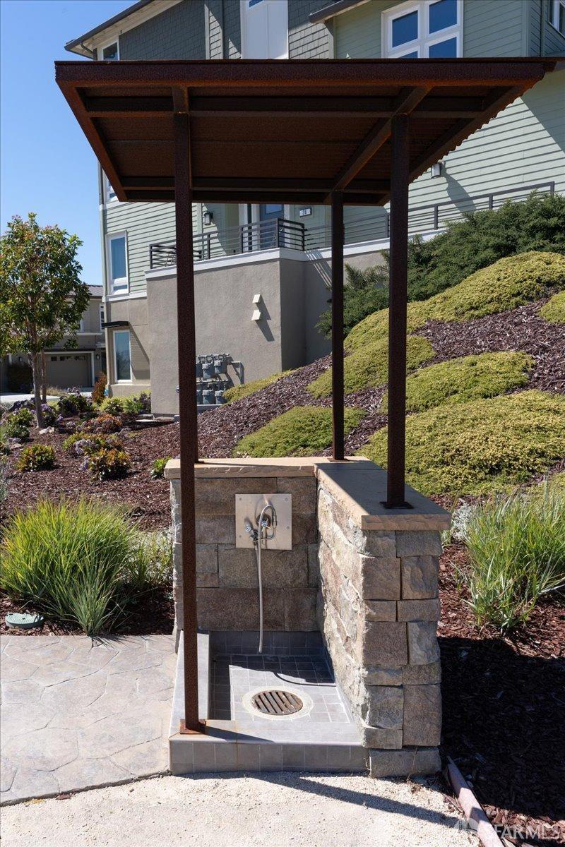 Detail Gallery Image 57 of 76 For 8 Island View Dr, Richmond,  CA 94801 - 2 Beds | 2/1 Baths