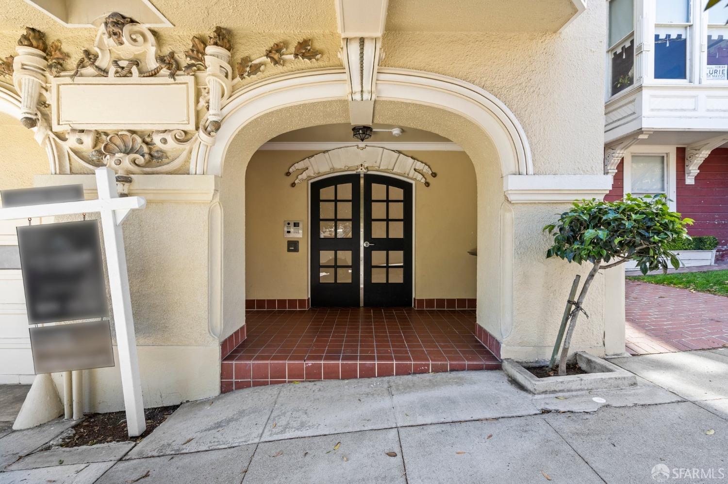 Detail Gallery Image 33 of 36 For 2211 Broderick St #1,  San Francisco,  CA 94115 - 2 Beds | 2 Baths