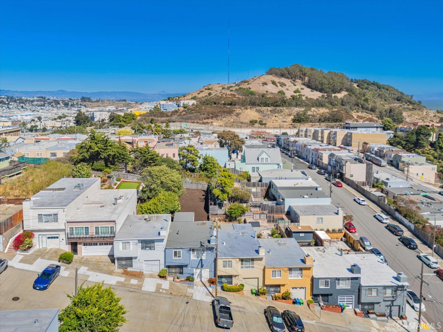 Detail Gallery Image 65 of 69 For 1369 Goettingen St, San Francisco,  CA 94134 - 3 Beds | 2 Baths