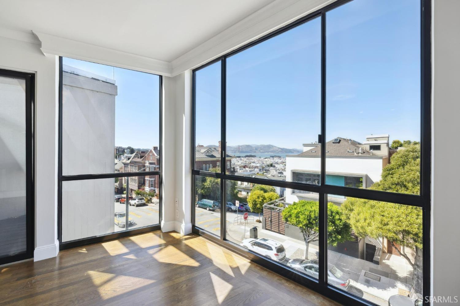 Detail Gallery Image 2 of 43 For 2295 Vallejo St #302,  San Francisco,  CA 94123 - 1 Beds | 1 Baths