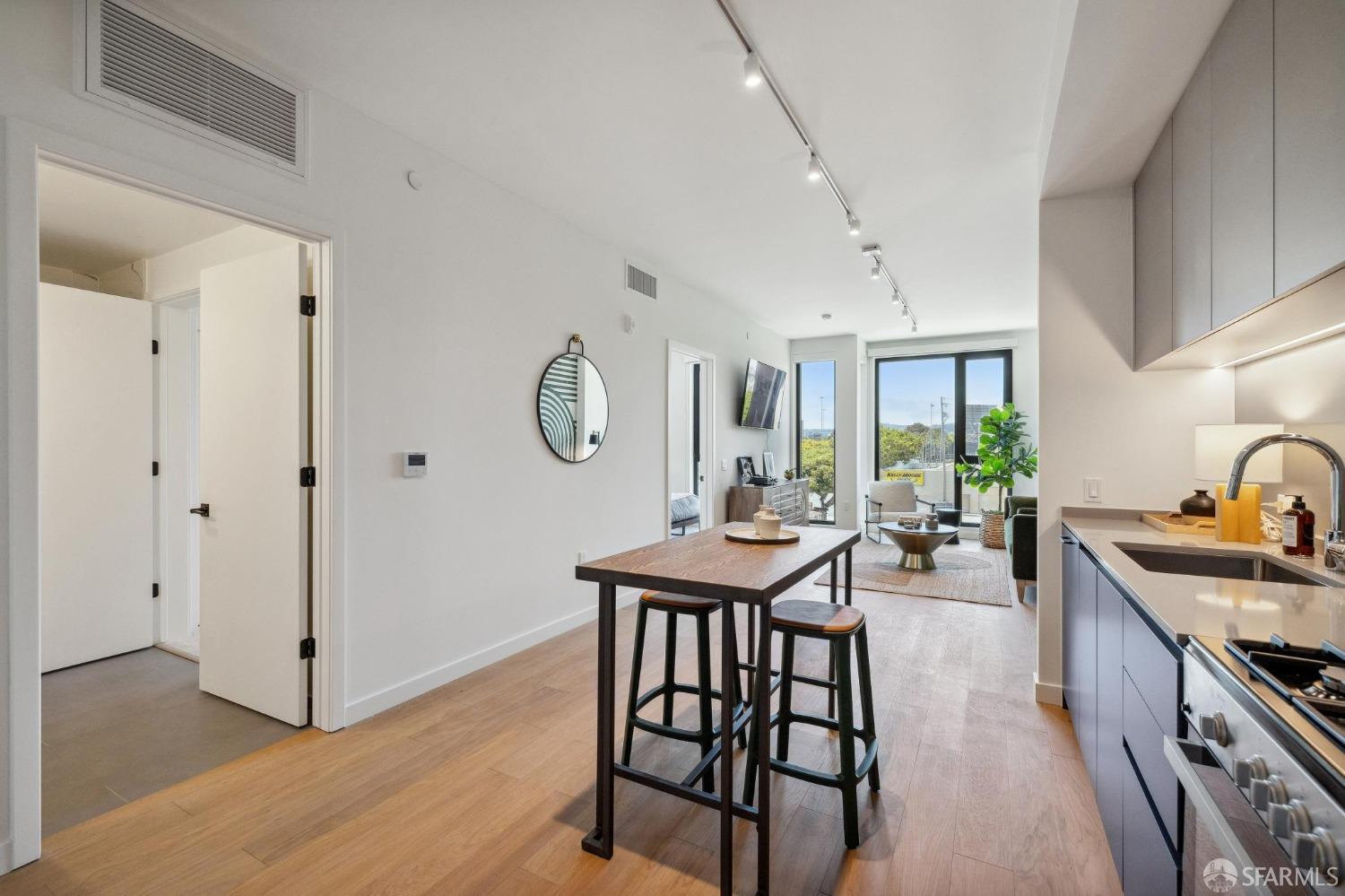 Detail Gallery Image 18 of 38 For 988 Harrison St #D4,  San Francisco,  CA 94107 - 1 Beds | 1 Baths