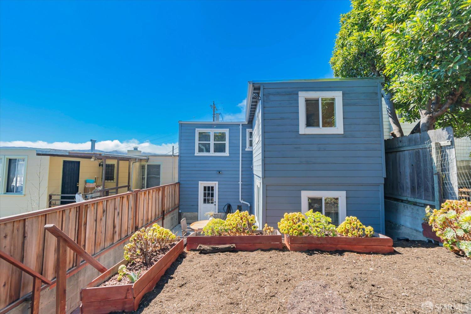 Detail Gallery Image 51 of 69 For 1369 Goettingen St, San Francisco,  CA 94134 - 3 Beds | 2 Baths