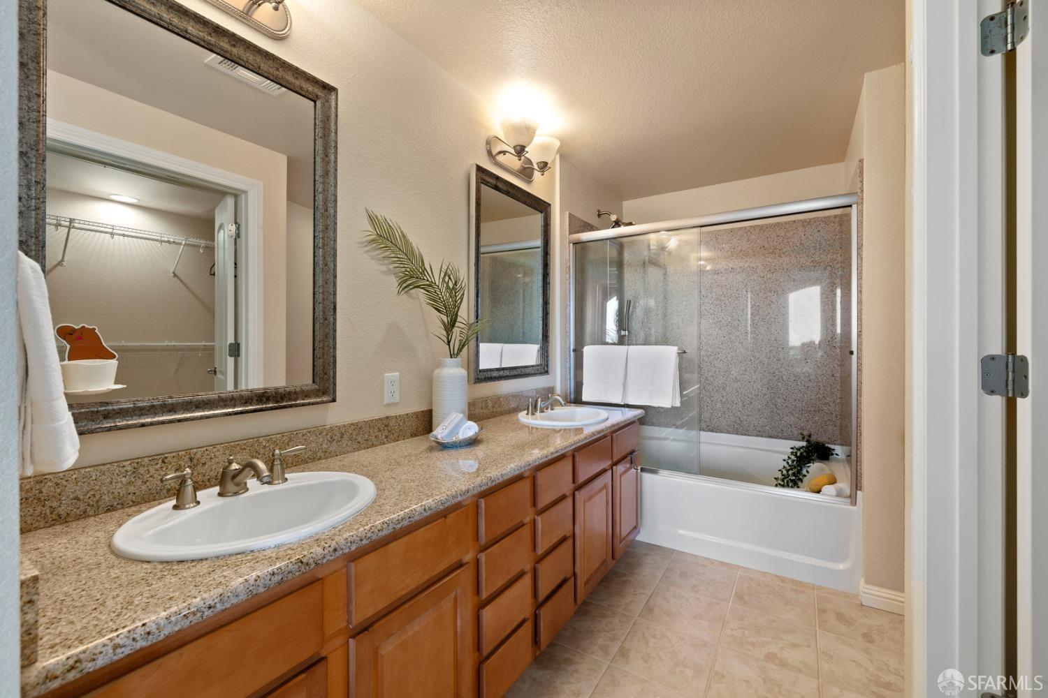 Detail Gallery Image 20 of 43 For 2250 Gellert Blvd #2304,  South San Francisco,  CA 94080 - 3 Beds | 2 Baths