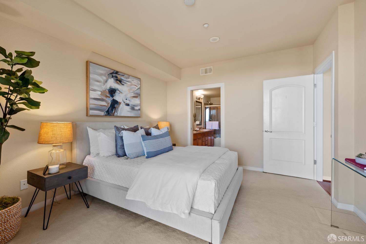 Detail Gallery Image 19 of 43 For 2250 Gellert Blvd #2304,  South San Francisco,  CA 94080 - 3 Beds | 2 Baths